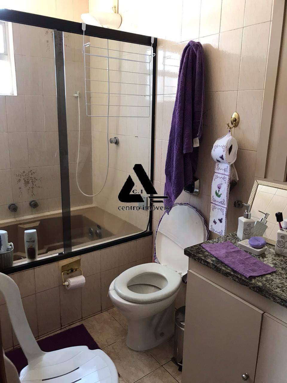 Apartamento à venda com 4 quartos, 228m² - Foto 9