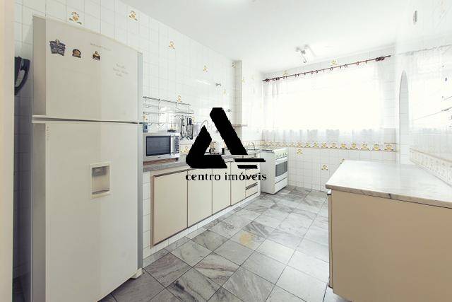 Apartamento à venda com 4 quartos, 145m² - Foto 20