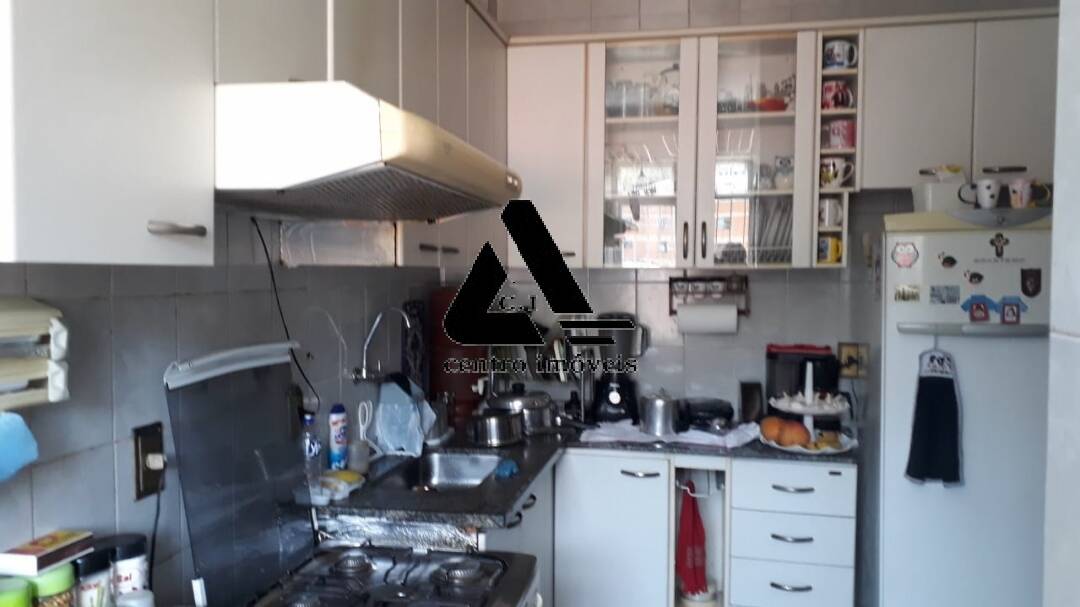 Apartamento à venda com 3 quartos, 100m² - Foto 8