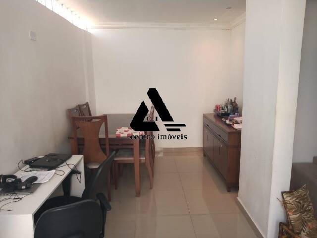 Apartamento à venda com 2 quartos, 100m² - Foto 3