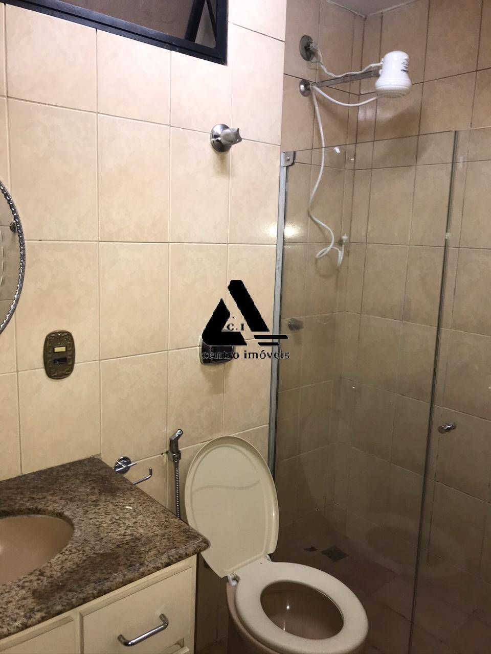 Apartamento para alugar com 3 quartos, 84m² - Foto 8