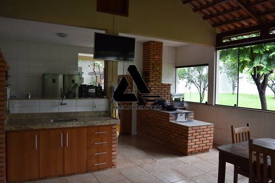 Casa à venda com 5 quartos, 280m² - Foto 28