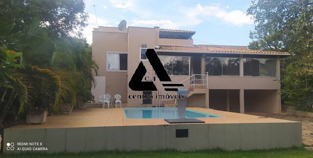 Casa à venda com 5 quartos, 283m² - Foto 2