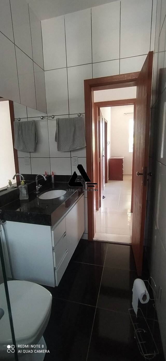 Casa à venda com 5 quartos, 283m² - Foto 7