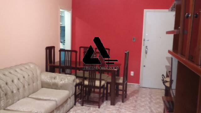 Apartamento à venda com 2 quartos, 70m² - Foto 2