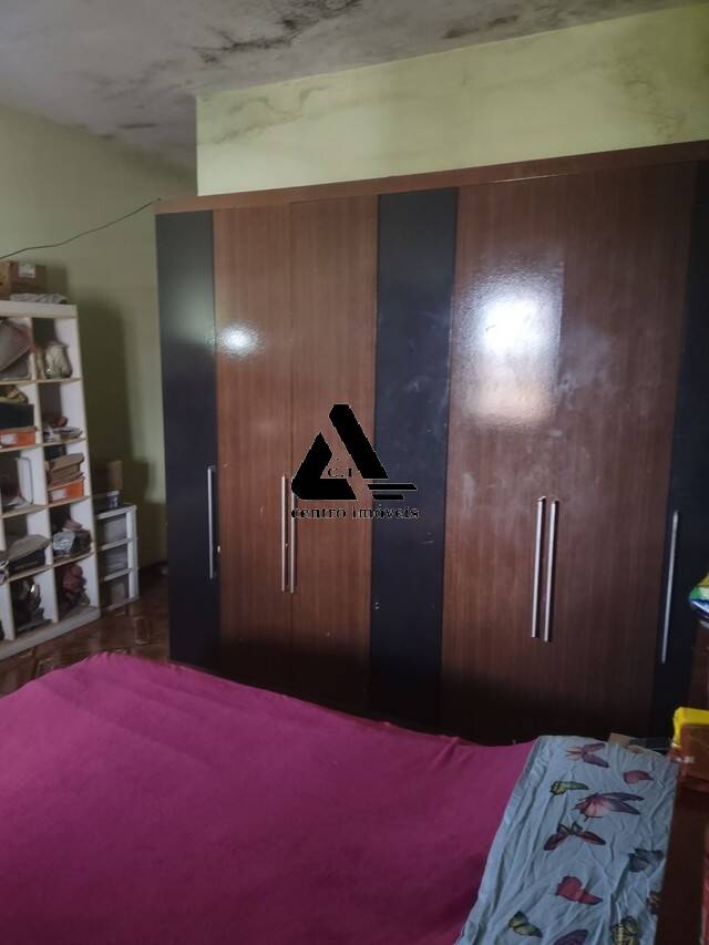 Casa à venda com 4 quartos, 96m² - Foto 12