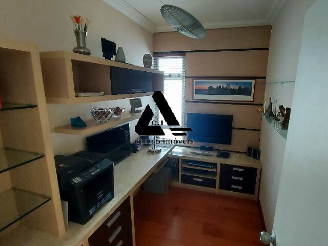 Apartamento à venda com 3 quartos, 85m² - Foto 11