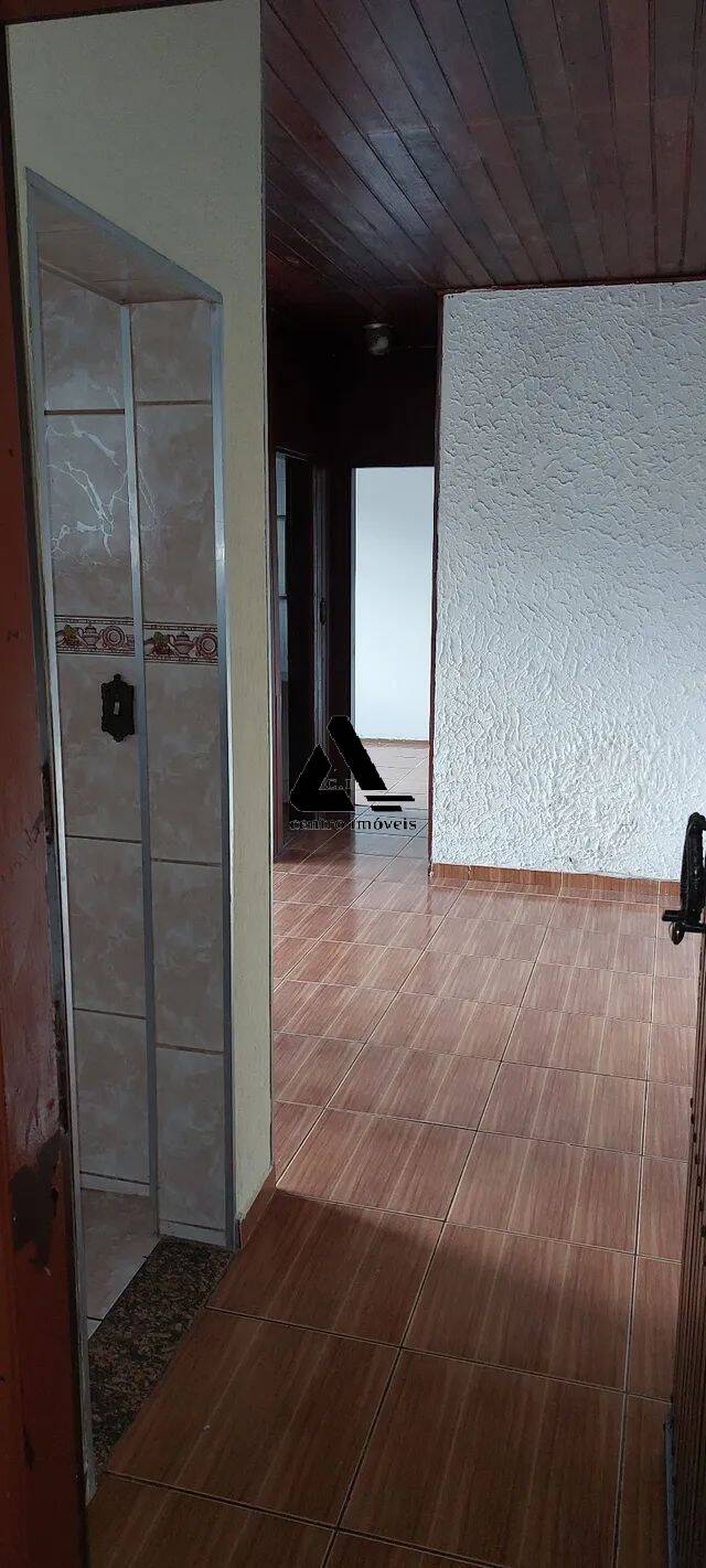 Apartamento à venda com 2 quartos, 70m² - Foto 2