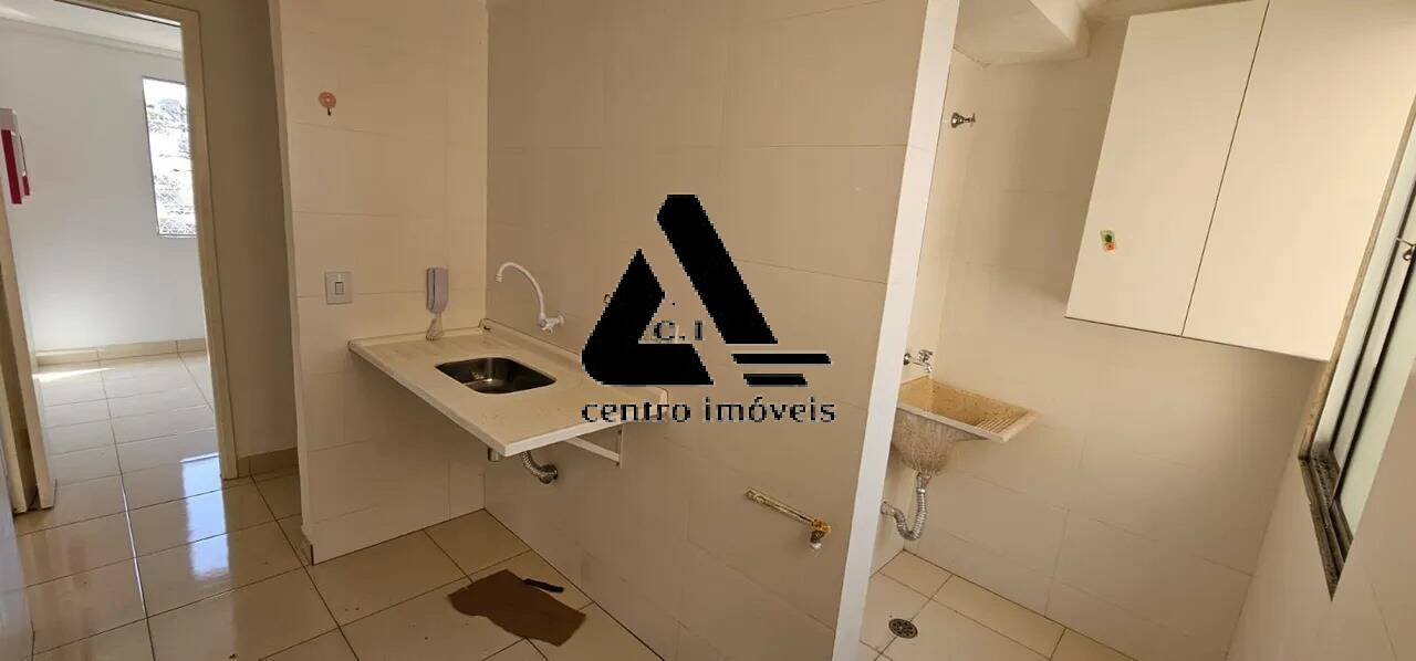 Apartamento à venda com 2 quartos, 48m² - Foto 12