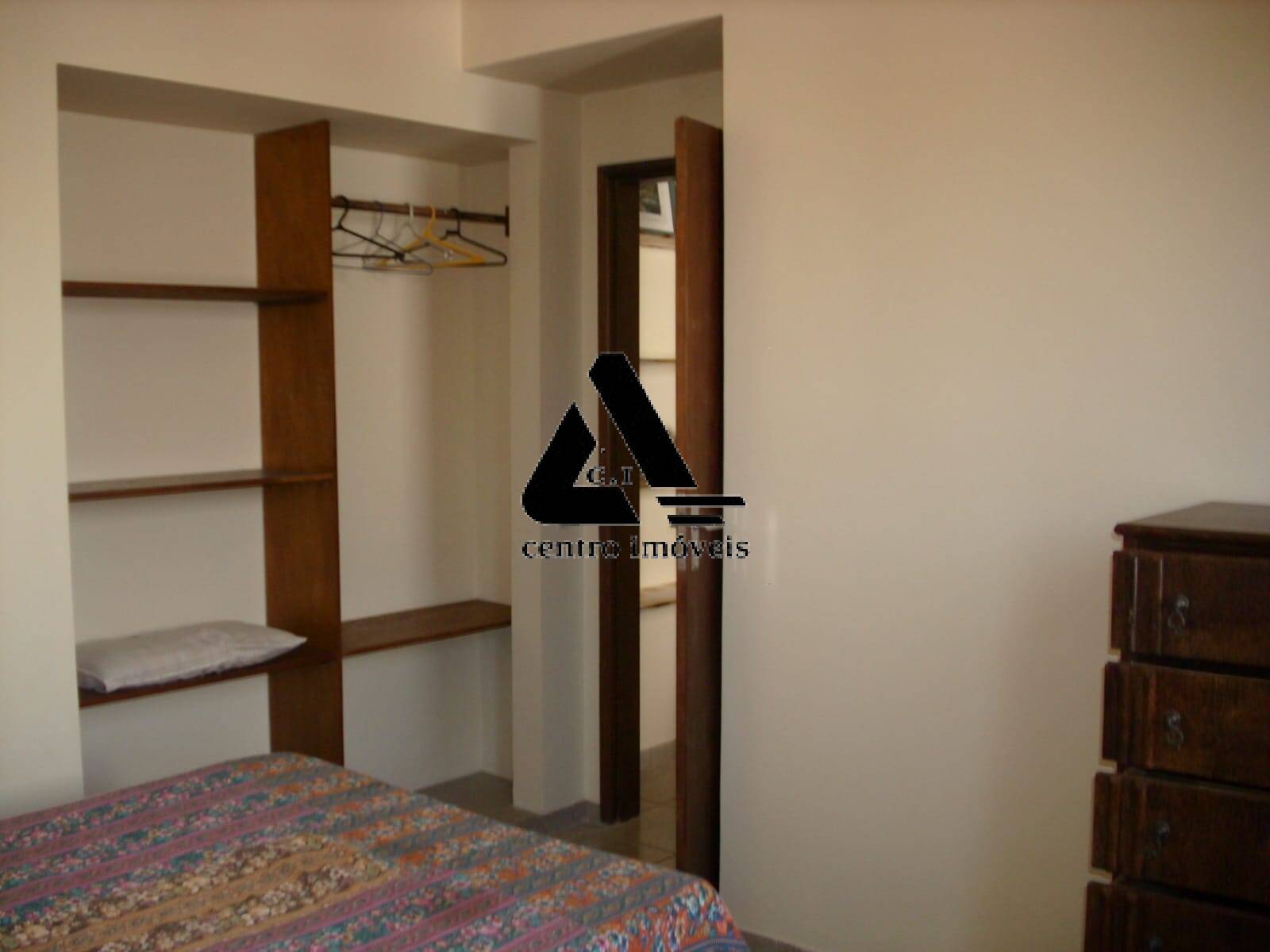 Apartamento à venda com 3 quartos, 180m² - Foto 8